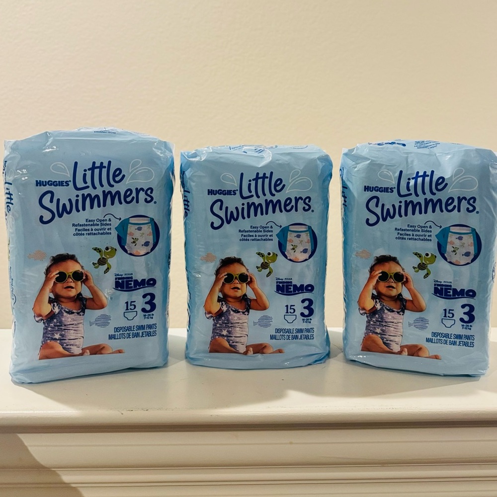 BUNDLE OF 3 Huggies Little Swimmers Disposable Swim Pants Size 3. Nemo. 15 pack